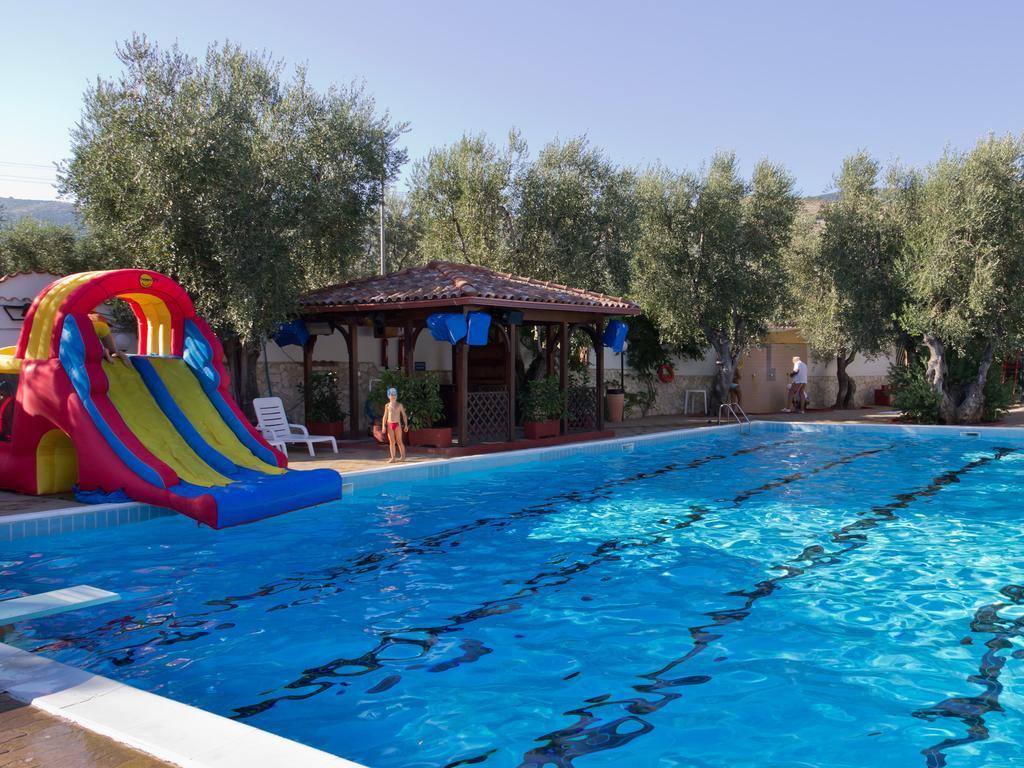 Camping Village Degli Ulivi Mattinata Eksteriør bilde