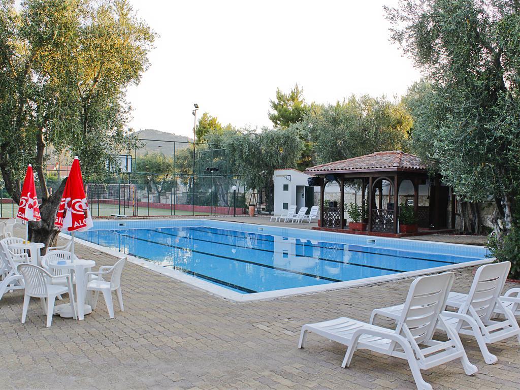 Camping Village Degli Ulivi Mattinata Eksteriør bilde
