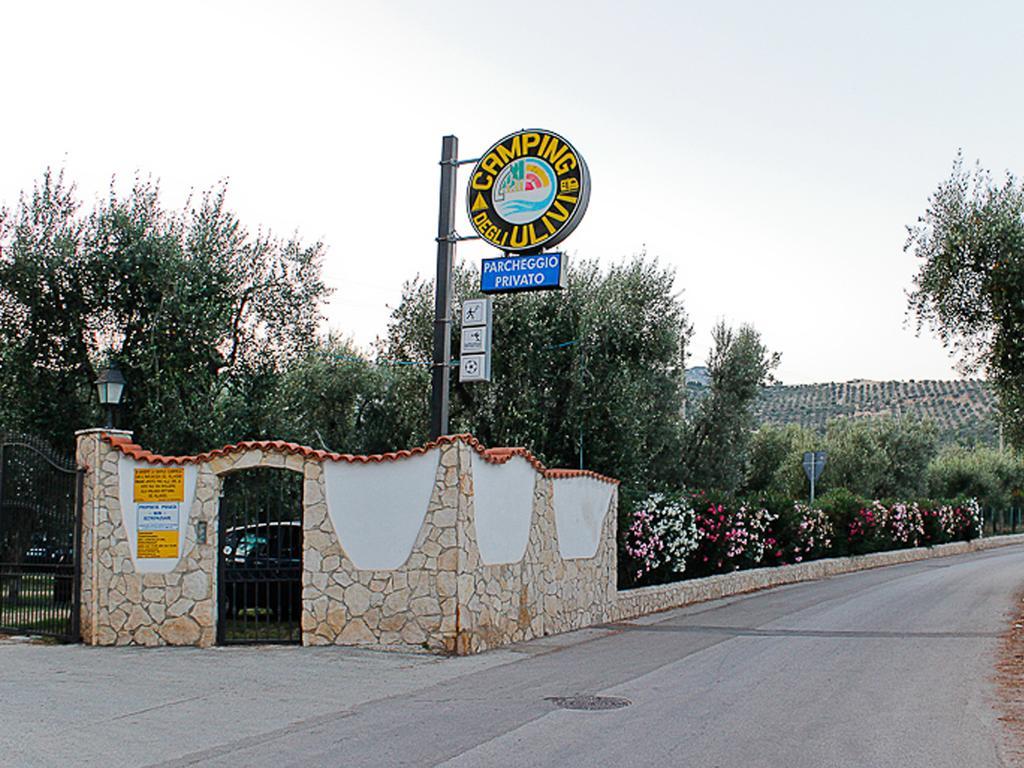 Camping Village Degli Ulivi Mattinata Eksteriør bilde