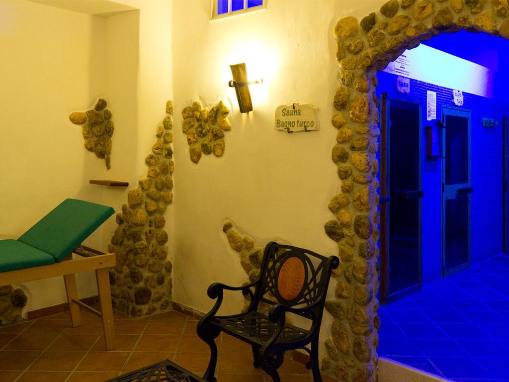 Camping Village Degli Ulivi Mattinata Eksteriør bilde