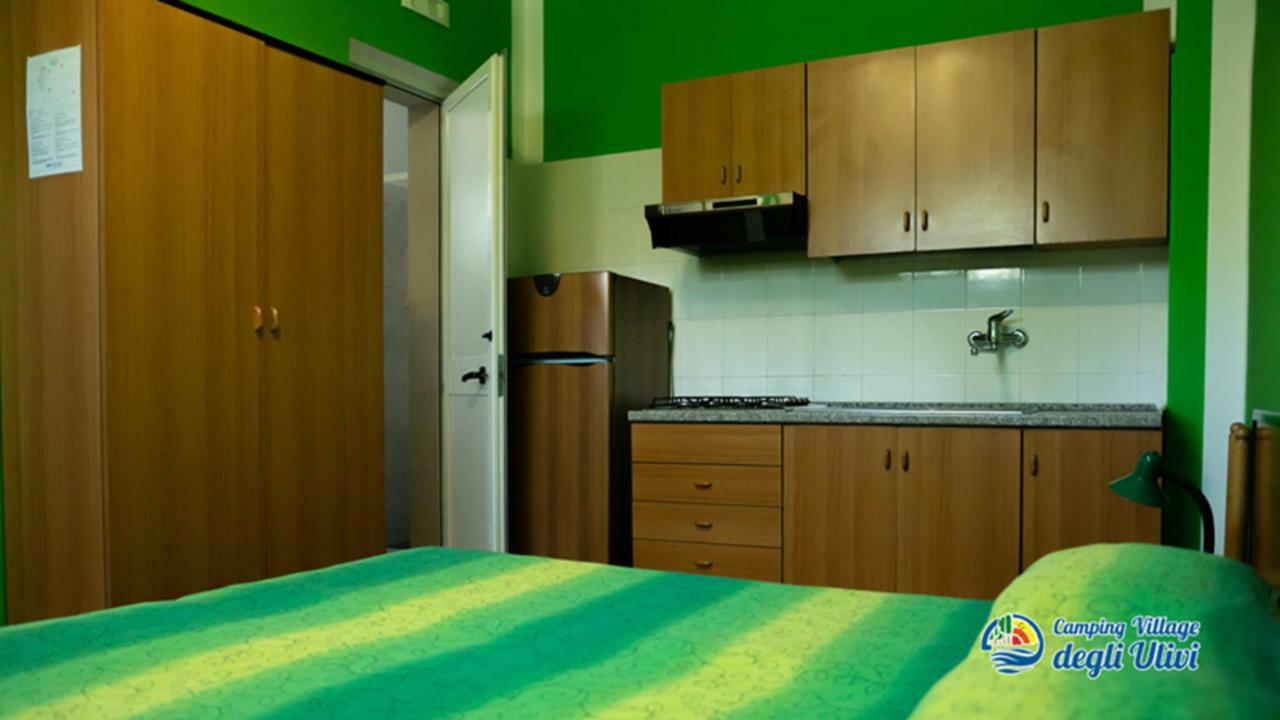 Camping Village Degli Ulivi Mattinata Eksteriør bilde